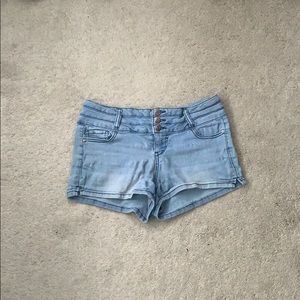 Light wash Jean shorts